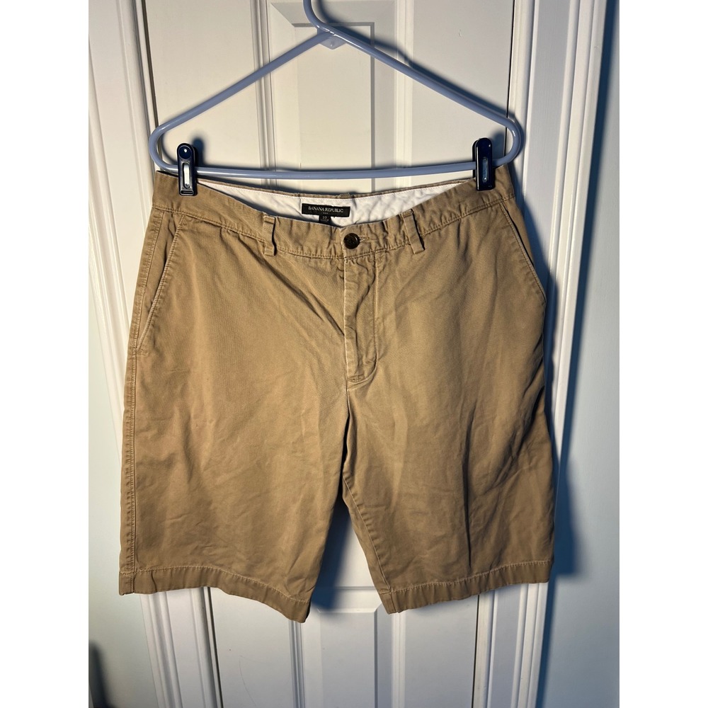 Banana Republic Mens Khaki Chino Shorts Size 33 Cotton Twill Elephant Logo Tan